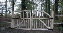 Split wood entrance gates